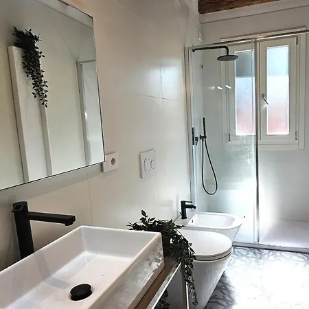 Cozy Small With Private Garden Appartement